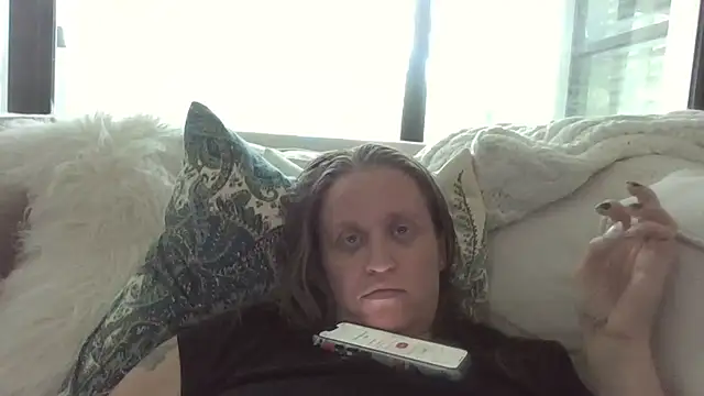 Snapshot of Jenonthecock chatting on July 2026 05:12:02 PM Jenonthecock online show from July 2026 05:12:02 PM