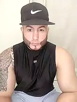 Snapshot of noamkamartinez chatting on August 2026 06:37:01 AM noamkamartinez online show from August 2026 06:37:01 AM
