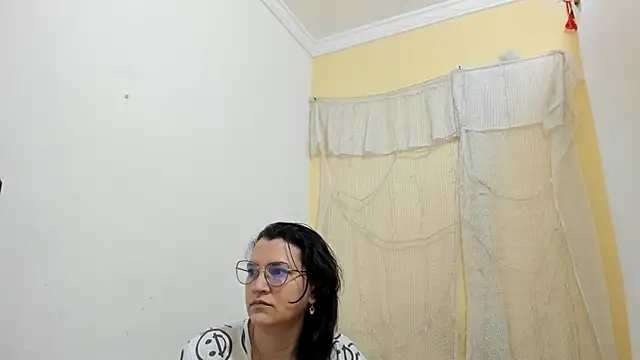 MARILYN GARCIA online show from February 2026 12:15:01 PM