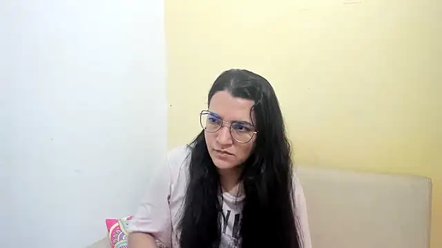 MARILYN GARCIA online show from March 2026 01:34:01 PM