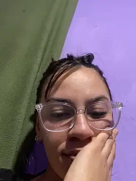 Snapshot of Miaperezz19 chatting on August 2026 04:36:02 AM Miaperezz19 online show from August 2026 04:36:02 AM