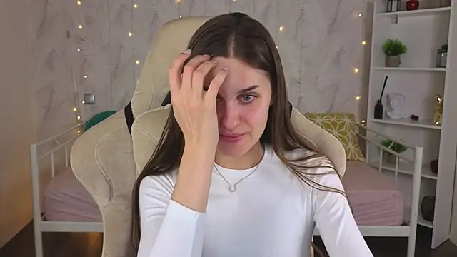 Alison Bell online show from August 2026 12:12:02 AM