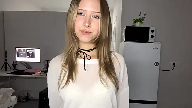 ZenyBieta online show from August 2026 07:05:01 PM