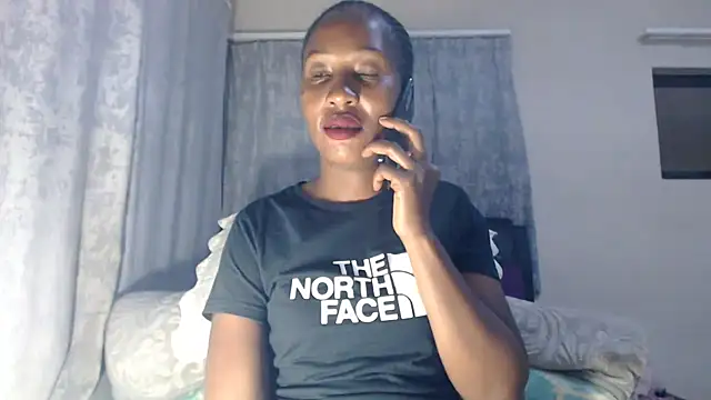 leanna23 online show from January 2025 06:23:01 PM
