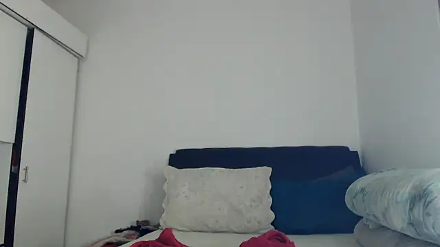 leanna23 online show from July 2026 11:51:01 PM