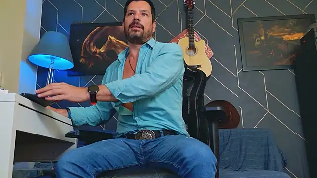 ChrisKox online show from September 2025 05:33:02 AM