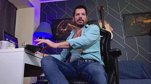 ChrisKox online show from November 2025 06:04:02 AM