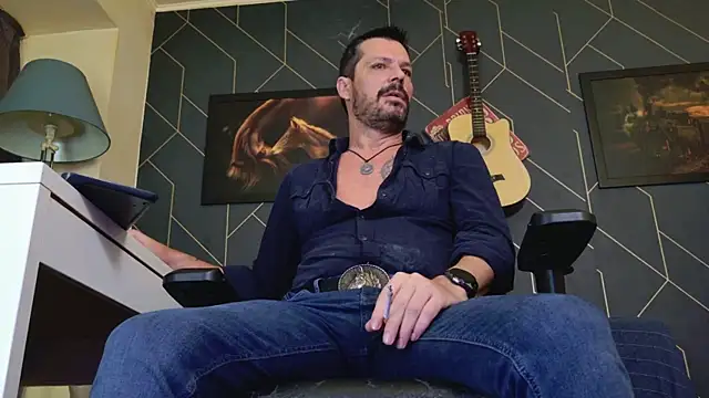 ChrisKox online show from April 2026 04:43:01 AM