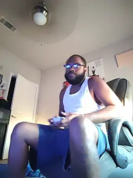 Snapshot of BigHunchoDick chatting on July 2026 01:21:01 AM BigHunchoDick online show from July 2026 01:21:01 AM