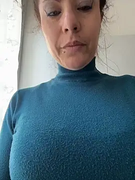 sexylenia online show from April 2026 12:57:02 PM