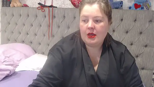 BootyLola online show from April 2026 11:24:01 AM