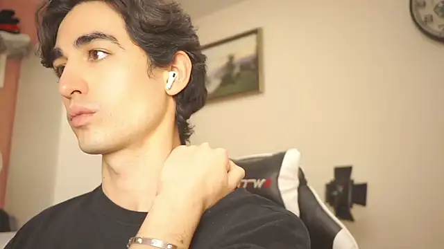 AlanDeNavarre online show from February 2025 10:21:02 PM