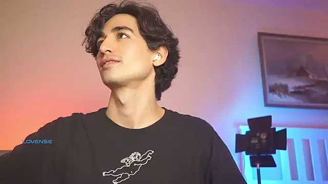 AlanDeNavarre online show from March 2025 09:05:02 PM