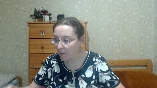 Smart Rose online show from February 2026 07:31:01 PM