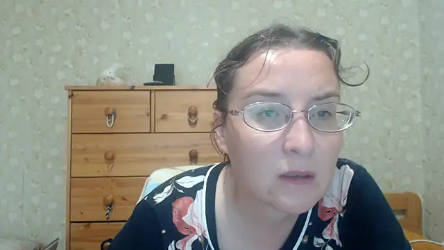 Snapshot of Smart_Rose chatting on June 2026 04:48:01 PM Smart Rose online show from June 2026 04:48:01 PM