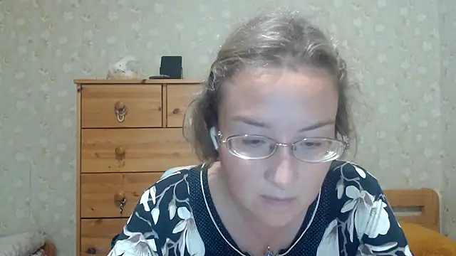 Snapshot of Smart_Rose chatting on August 2026 12:51:02 PM Smart Rose online show from August 2026 12:51:02 PM