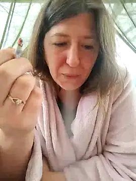 Natali UA online show from December 2025 11:15:01 AM