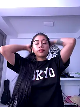 aimi art1 online show from October 2025 10:18:02 PM