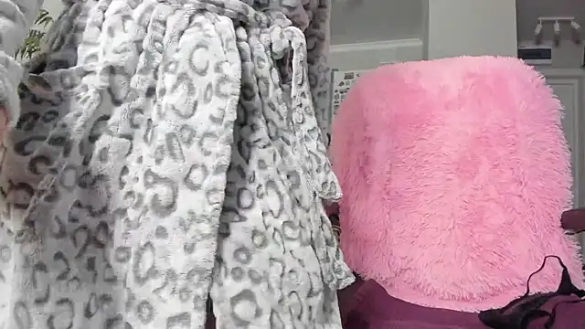 Snapshot of ChristinaGlory chatting on December 2024 03:24:02 PM ChristinaGlory online show from December 2024 03:24:02 PM