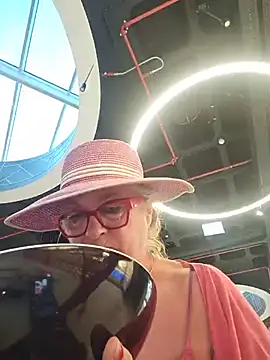 MucMilf59 online show from July 2026 07:16:01 PM