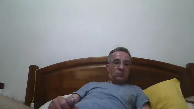 Snapshot of CarlosRocha73 chatting on May 2026 12:27:01 AM CarlosRocha73 online show from May 2026 12:27:01 AM