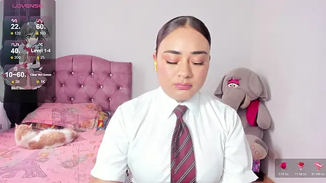 ReyleDoll online show from April 2026 09:17:01 PM