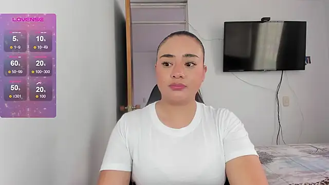 ReyleDoll online show from July 2026 08:22:01 PM