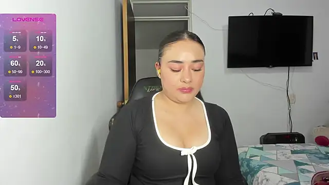 ReyleDoll online show from July 2026 11:23:02 PM