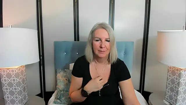 EricaTop online show from February 2025 06:10:02 AM