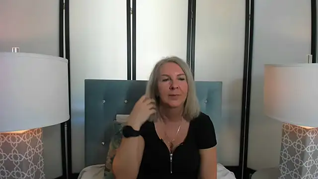 EricaTop online show from February 2025 09:15:01 AM