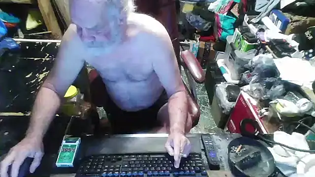 russtee online show from October 2025 05:51:02 PM