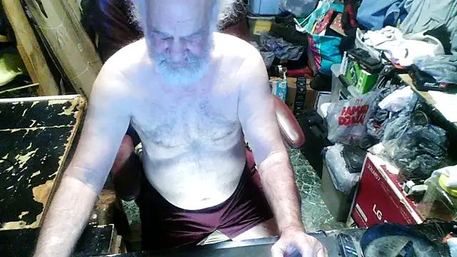russtee online show from November 2025 09:37:02 PM