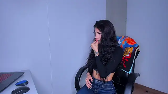 Lisegg  online show from March 2026 10:37:02 AM