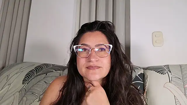 DeesseLuxure online show from February 2026 06:31:02 AM