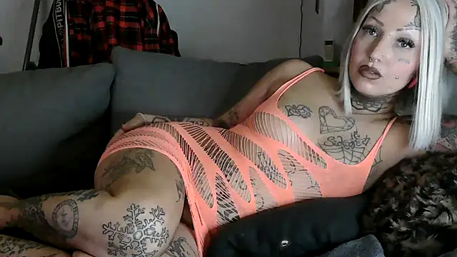 RoxxyInk online show from February 2026 01:07:02 AM