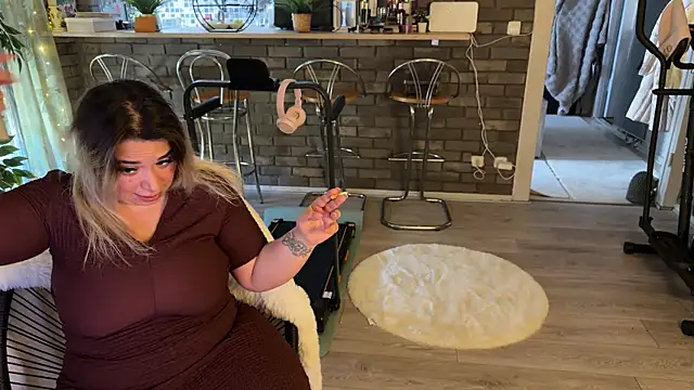 Monageil online show from March 2026 10:11:02 AM