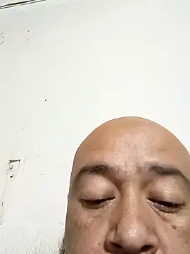 Snapshot of GeorgeVergaGrues chatting on February 2025 11:00:01 PM GeorgeVergaGrues online show from February 2025 11:00:01 PM