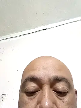 Snapshot of GeorgeVergaGrues chatting on February 2025 03:06:02 AM GeorgeVergaGrues online show from February 2025 03:06:02 AM