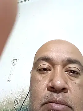 Snapshot of GeorgeVergaGrues chatting on March 2025 03:33:02 AM GeorgeVergaGrues online show from March 2025 03:33:02 AM