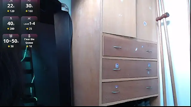 evolet01 online show from February 2026 06:59:02 PM