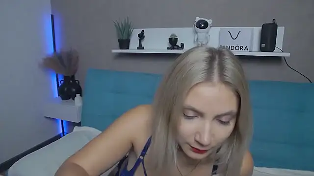 DakotaMae online show from December 2024 03:11:02 PM