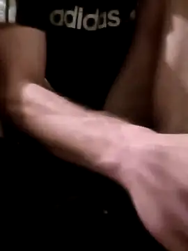 Snapshot of arteeczeek chatting on September 2025 12:05:01 AM arteeczeek online show from September 2025 12:05:01 AM