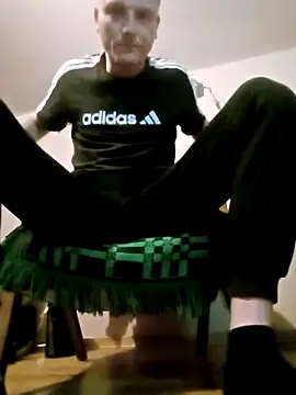 arteeczeek online show from September 2025 10:25:01 PM