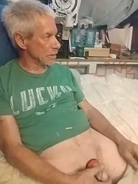 Biknight online show from April 2026 01:42:02 AM