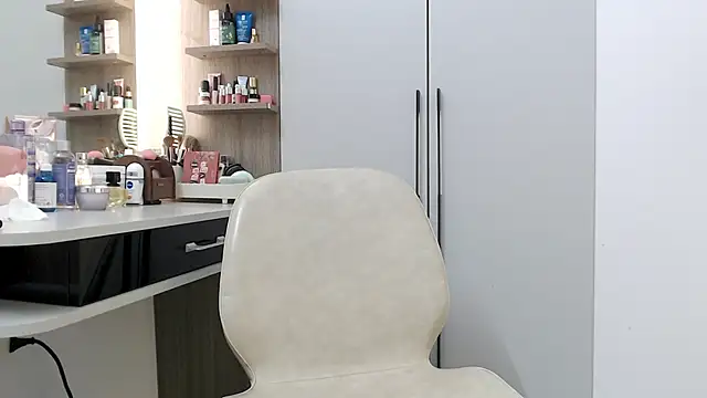 Hanako love online show from March 2026 03:57:02 PM