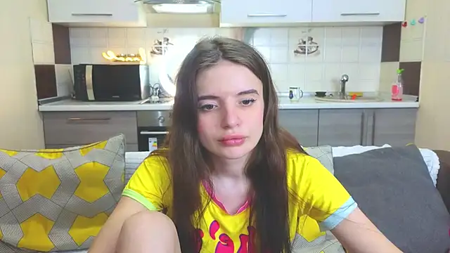 Snapshot of Naughty_Alice chatting on January 2025 01:08:01 PM Naughty Alice online show from January 2025 01:08:01 PM