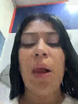 emilyjohanson online show from February 2026 04:58:02 PM