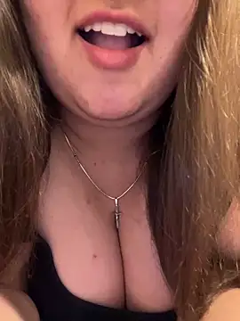 Snapshot of Jane_BBW chatting on January 2025 02:58:01 PM Jane BBW online show from January 2025 02:58:01 PM