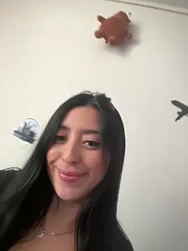 Sofhi corolinne31 online show from December 2024 09:54:02 PM