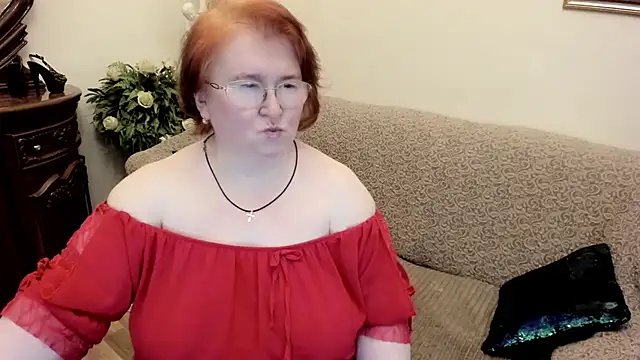 leiamillersonn online show from March 2026 06:23:01 PM